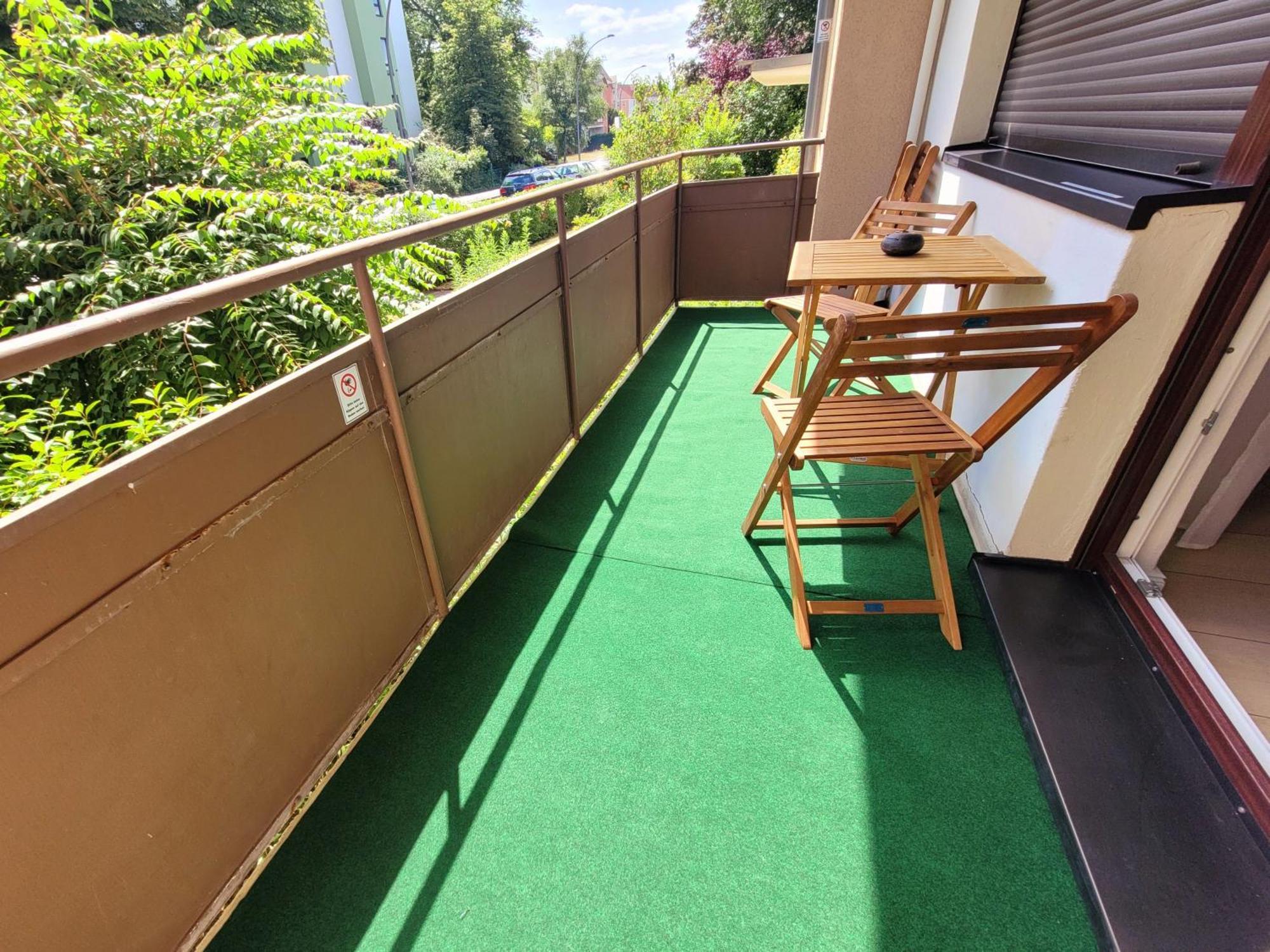 Duplex Apartment Ullstein- 4 Bedrooms, 2 Bathrooms, Living Room, 2 Parking Spaces, Boxspringbeds, Family & Business Apartment! Berlín Exterior foto