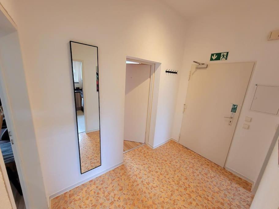Duplex Apartment Ullstein- 4 Bedrooms, 2 Bathrooms, Living Room, 2 Parking Spaces, Boxspringbeds, Family & Business Apartment! Berlín Exterior foto