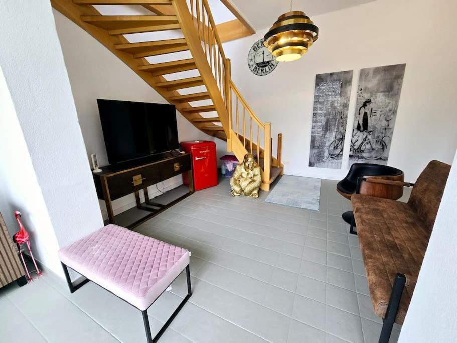 Duplex Apartment Ullstein- 4 Bedrooms, 2 Bathrooms, Living Room, 2 Parking Spaces, Boxspringbeds, Family & Business Apartment! Berlín Exterior foto